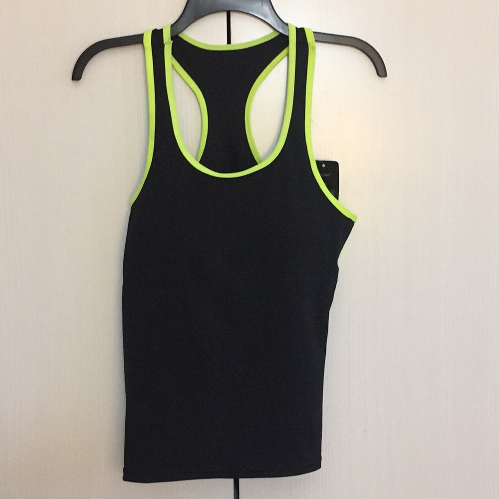 NWT Workout 🏋️‍♀️ Tank Sz XL